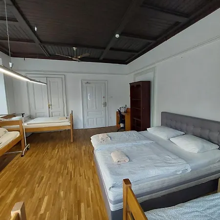 The Villa, Center Gæstehus