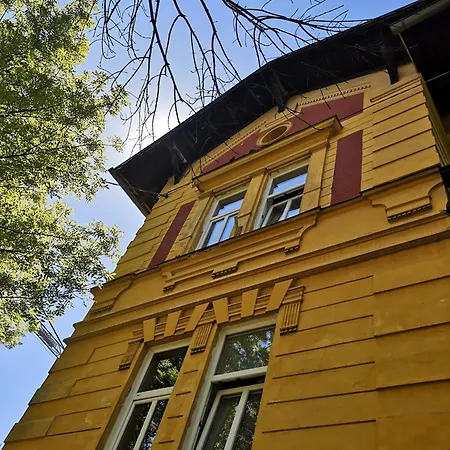 Гостевой дом The Villa, Center 4*