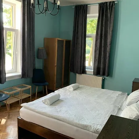 The Villa, Center Pensión Liubliana