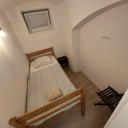 The Villa, Center Pensión Liubliana