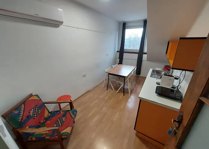 The Villa, Center Guest house *