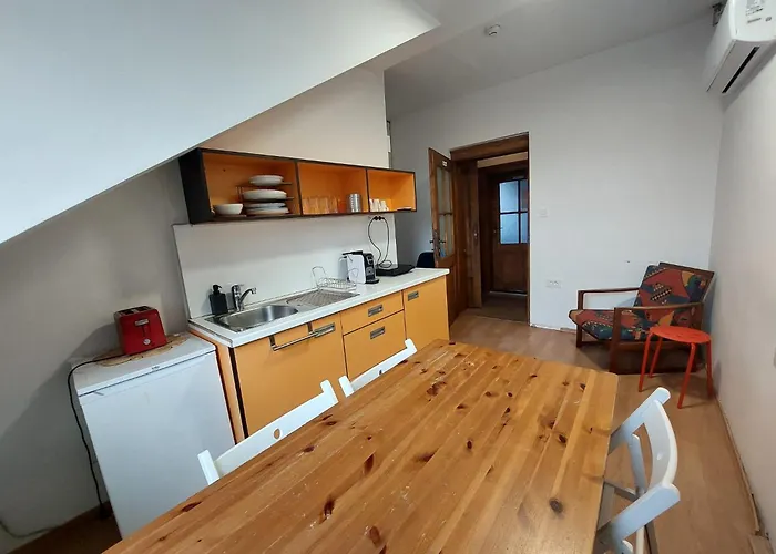 Guest house The Villa, Center